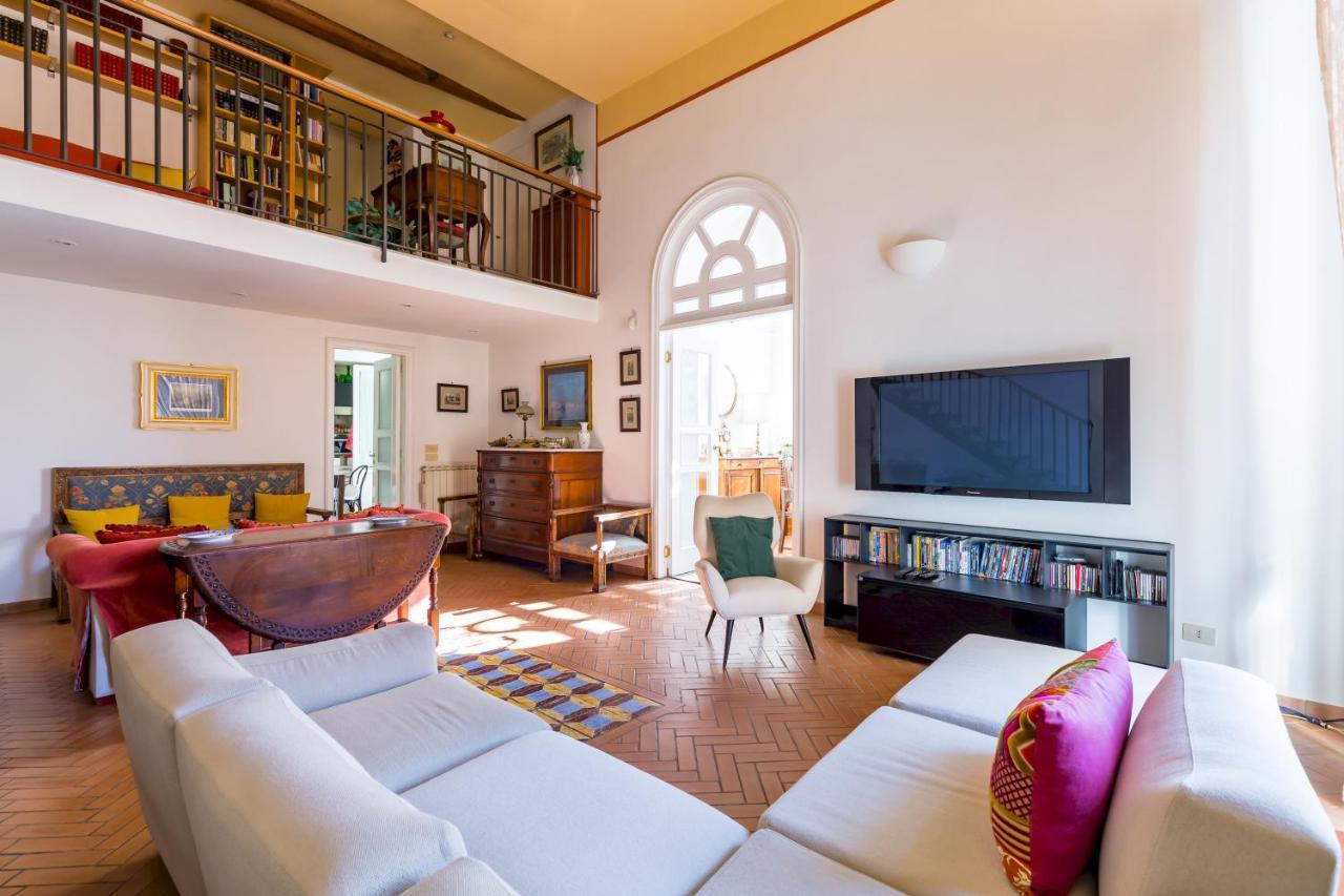 Residenza Capano Charming House By Napoliapartments Dış mekan fotoğraf