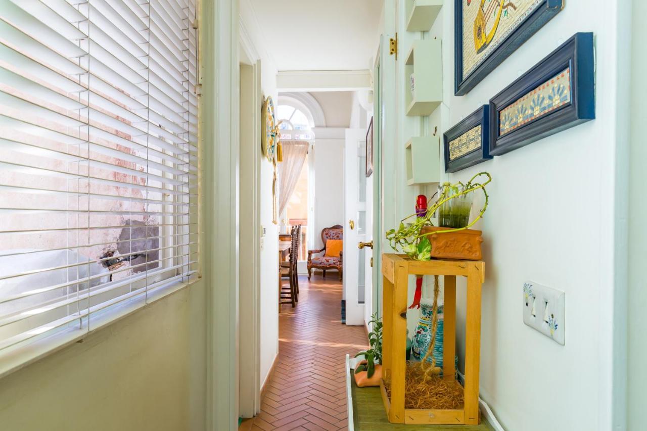 Residenza Capano Charming House By Napoliapartments Dış mekan fotoğraf