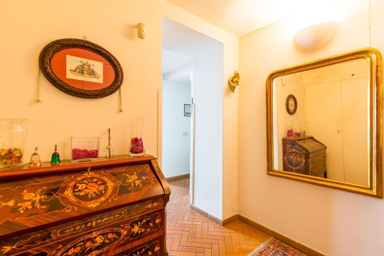 Residenza Capano Charming House By Napoliapartments Dış mekan fotoğraf