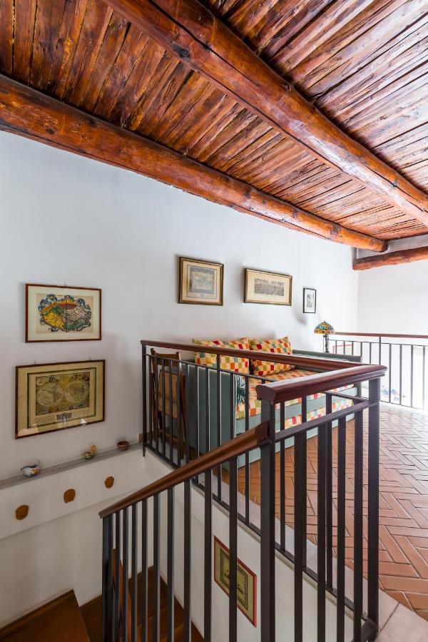 Residenza Capano Charming House By Napoliapartments Dış mekan fotoğraf