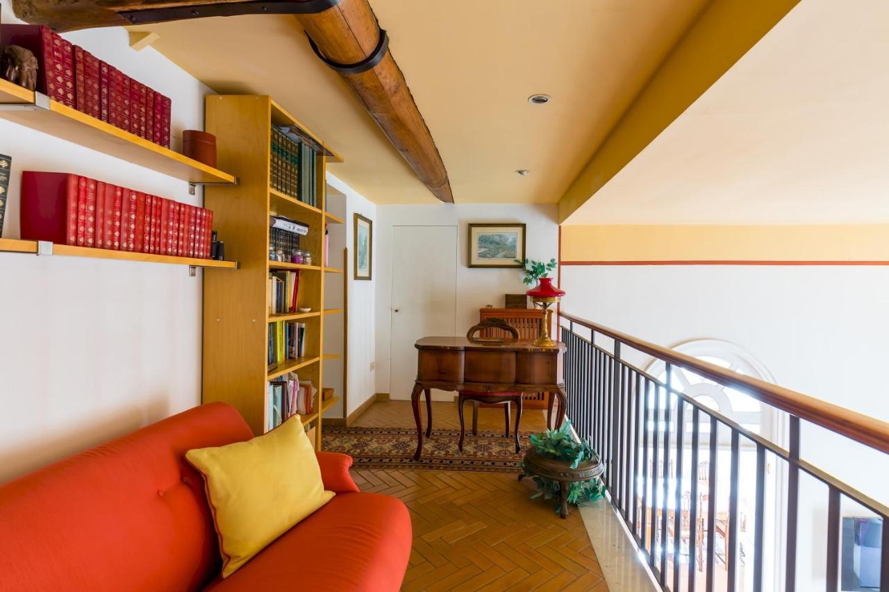 Residenza Capano Charming House By Napoliapartments Dış mekan fotoğraf